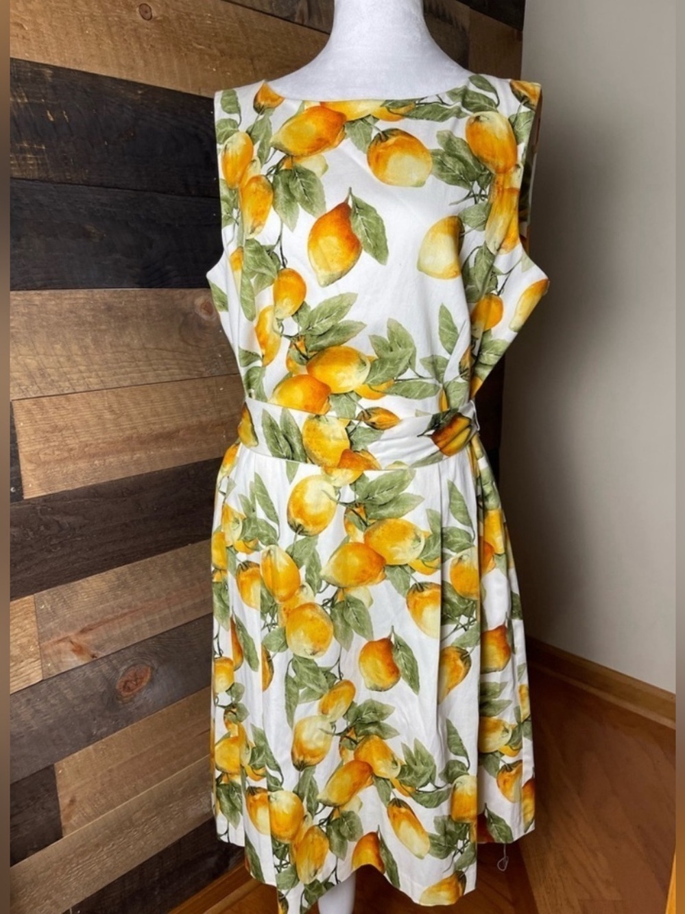 NWT Anne Klein Chelsea Lemon
Print Tie Waist
Bow Detail Fit Flare Midi Dress~16